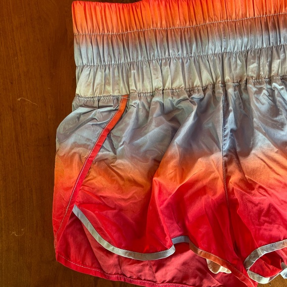 fp movement The Way Home ombré athletic shorts - size small - Picture 3 of 9